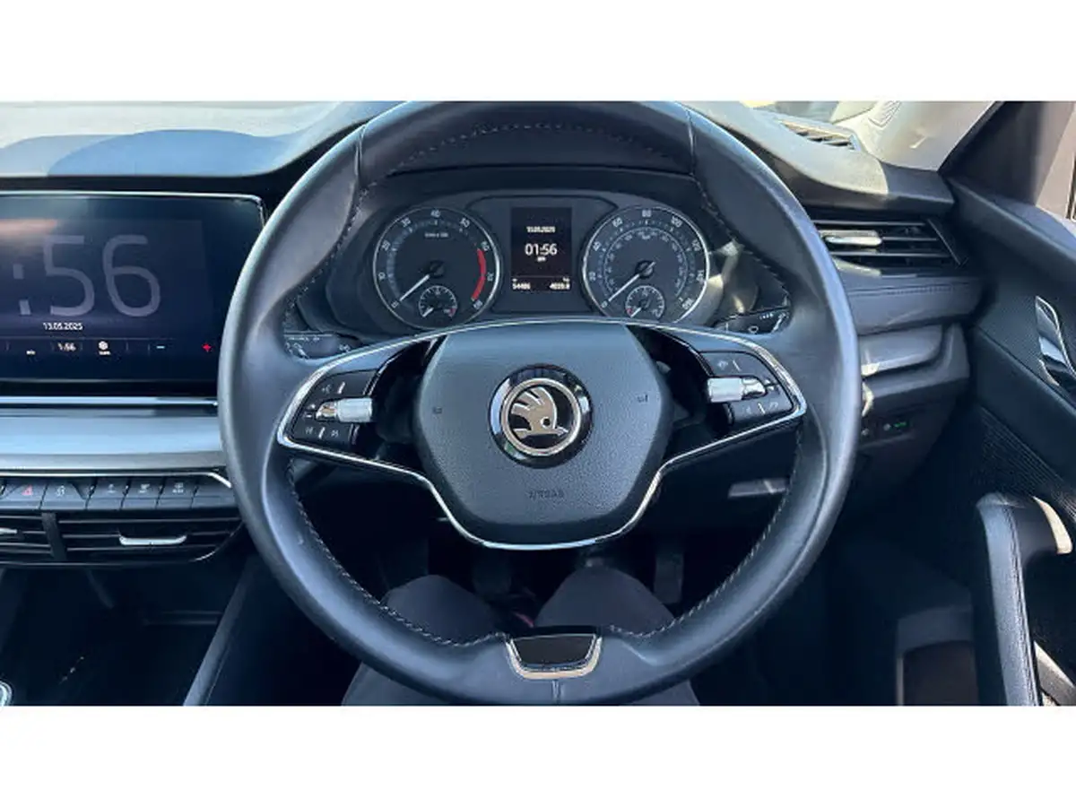 2021-skoda-octavia-10-tsi-se-estate-big-9
