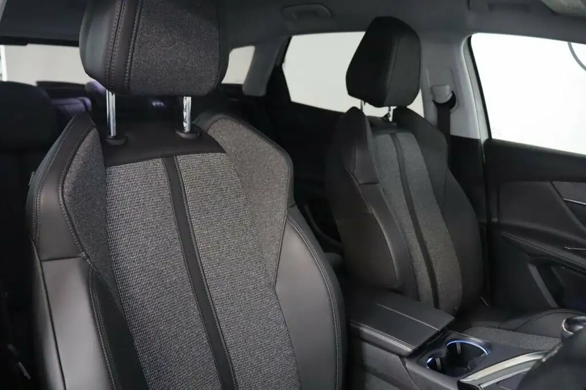 2018-peugeot-3008-suv-15-bluehdi-allure-big-21