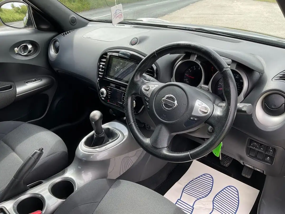2013-nissan-juke-16-acenta-ss-big-19