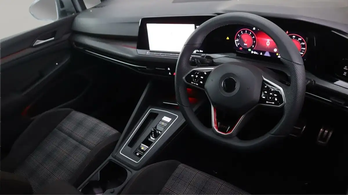 2021-volkswagen-golf-20-tsi-gti-dsg-big-9