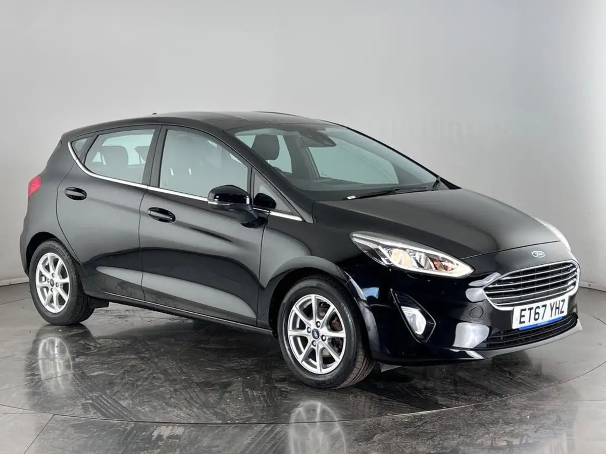 2017-ford-fiesta-10t-zetec-100ps-ecoboost-ss-5d-powershift-big-0