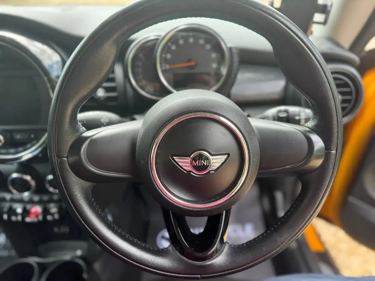 2015-mini-cooper-15td-cooper-d-114bhp-3d-big-17
