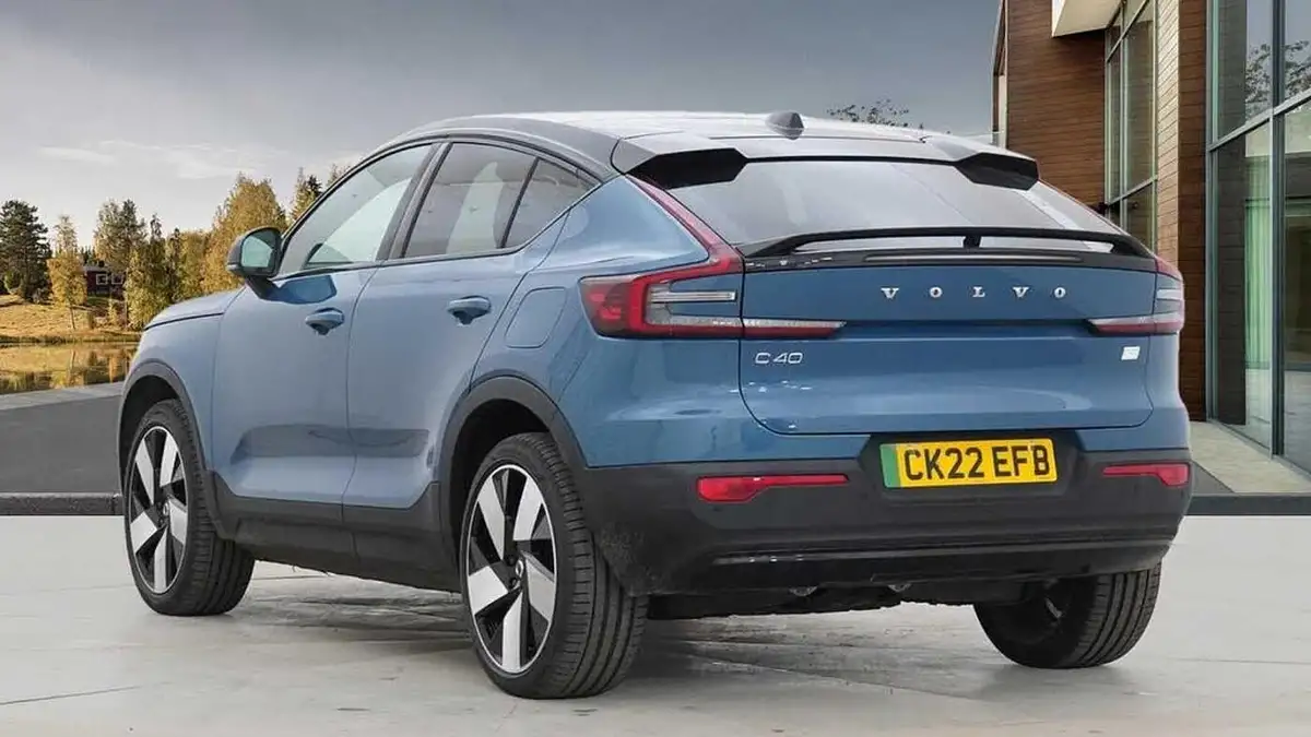 2022-volvo-c40-e-twin-recharge-pro-big-4