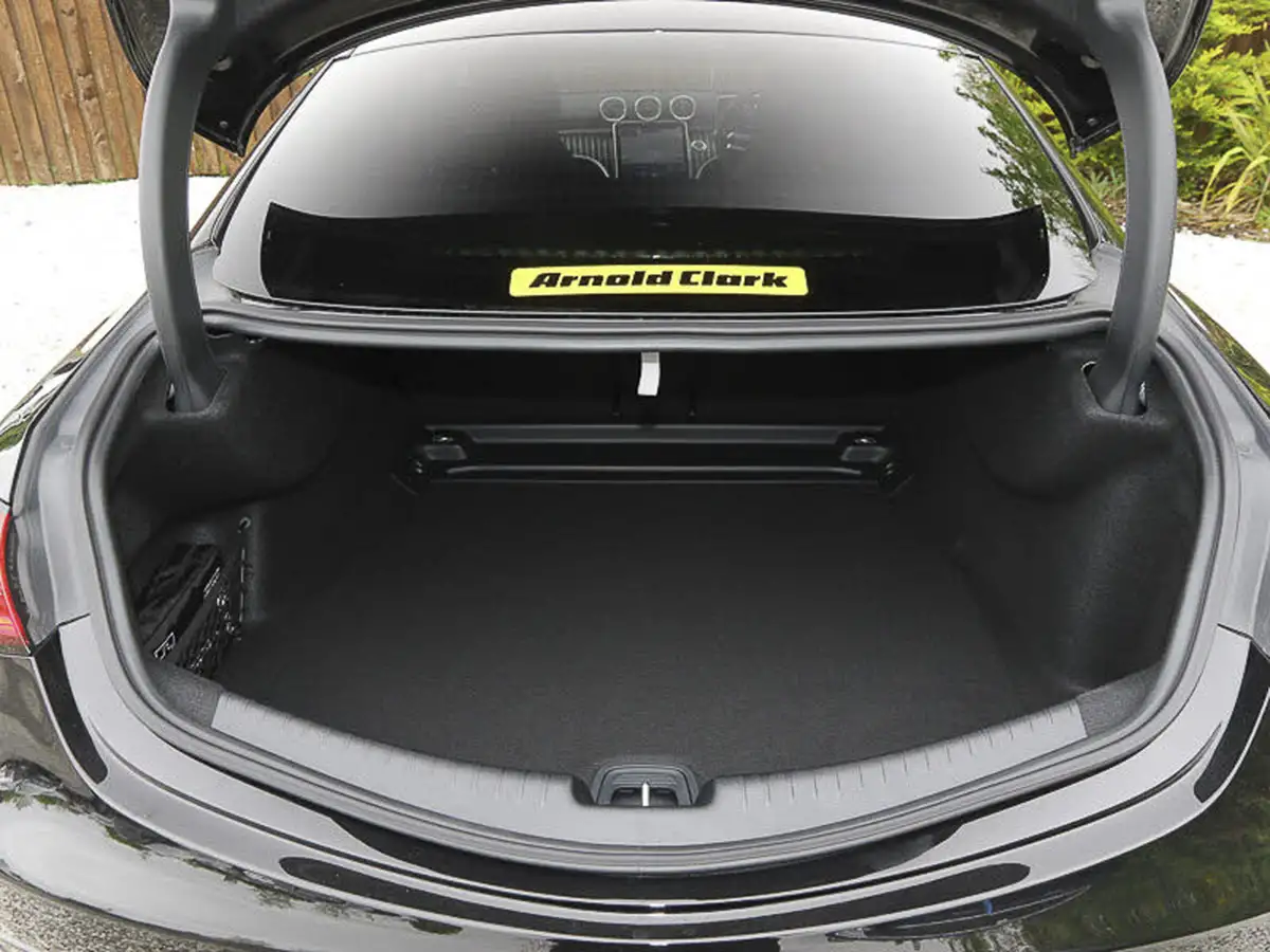 2024-mercedes-benz-cle-20-cle-300-amg-line-premium-plus-coupe-big-7