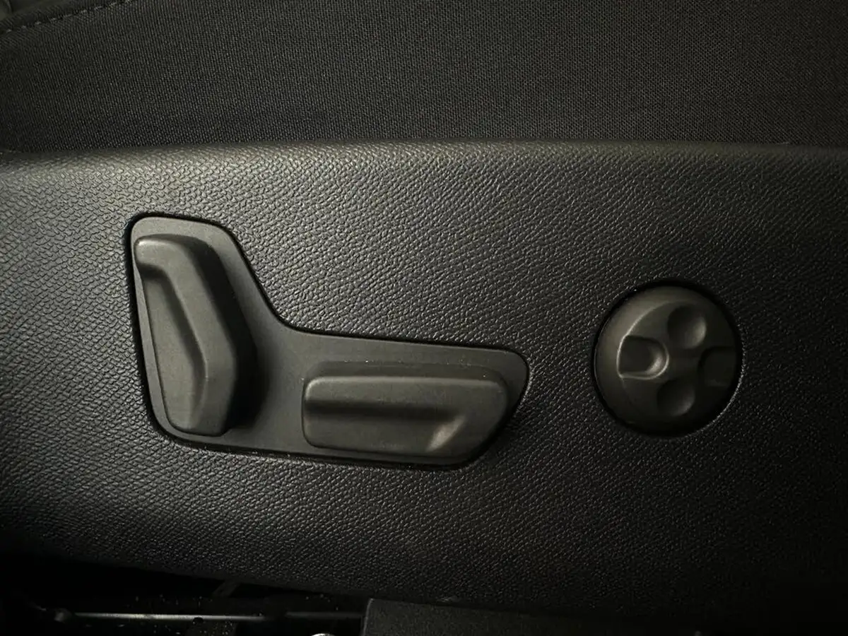 2021-citroen-c5-aircross-16-puretech-shine-plus-5d-big-28