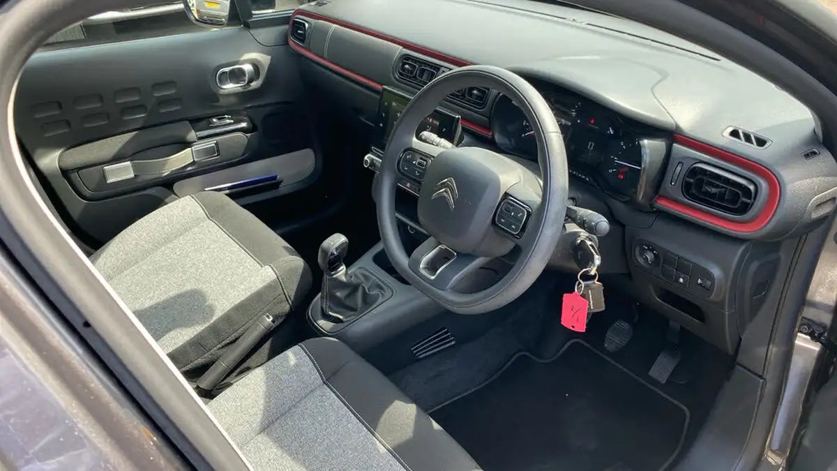 2022-citroen-c3-12-puretech-c-series-big-10