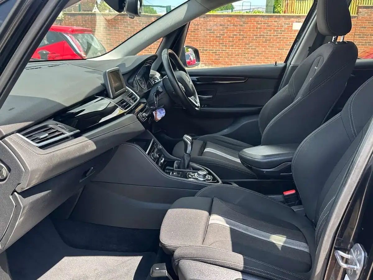 2015-bmw-2-series-20td-218d-sport-150bhp-active-tourer-5d-big-6