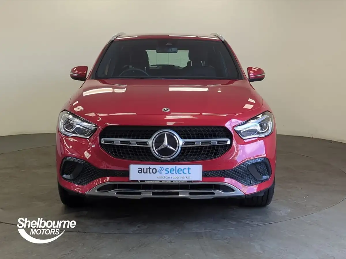 2021-mercedes-benz-gla-class-big-9