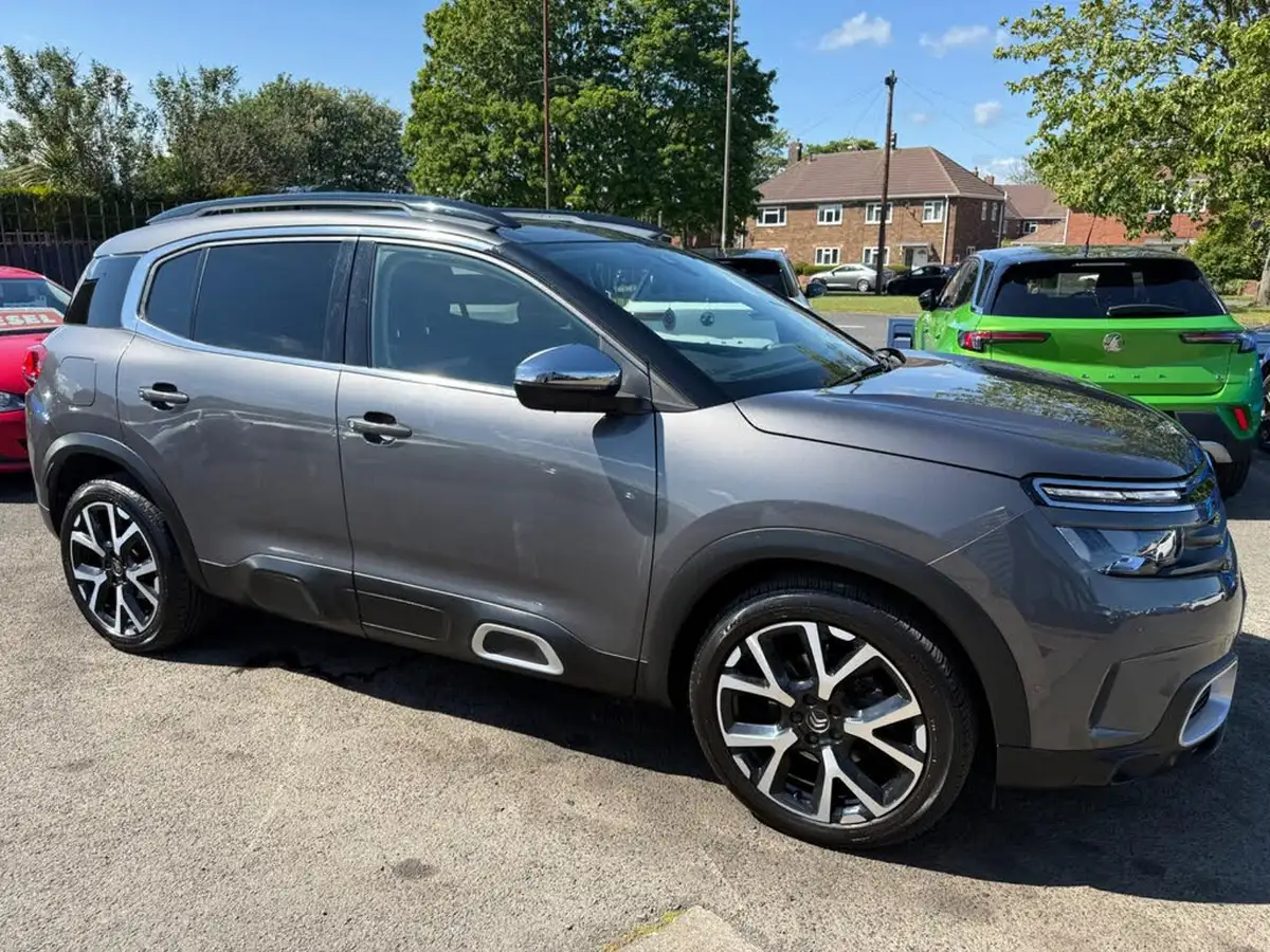 2019-citroen-c5-aircross-16-puretech-flair-plus-big-0