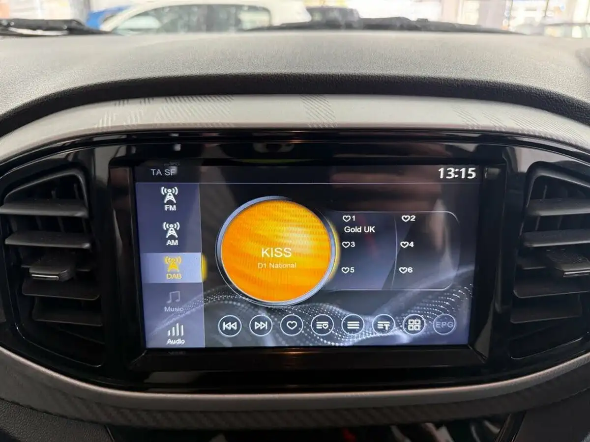 2022-mg-mg3-15-vti-tech-exclusive-nav-big-33