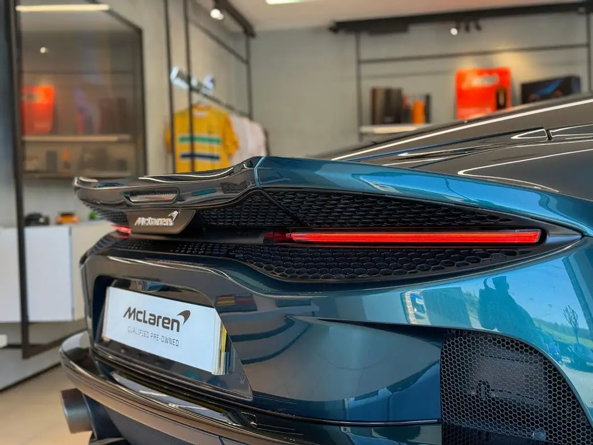 2021-mclaren-gt-40-big-44