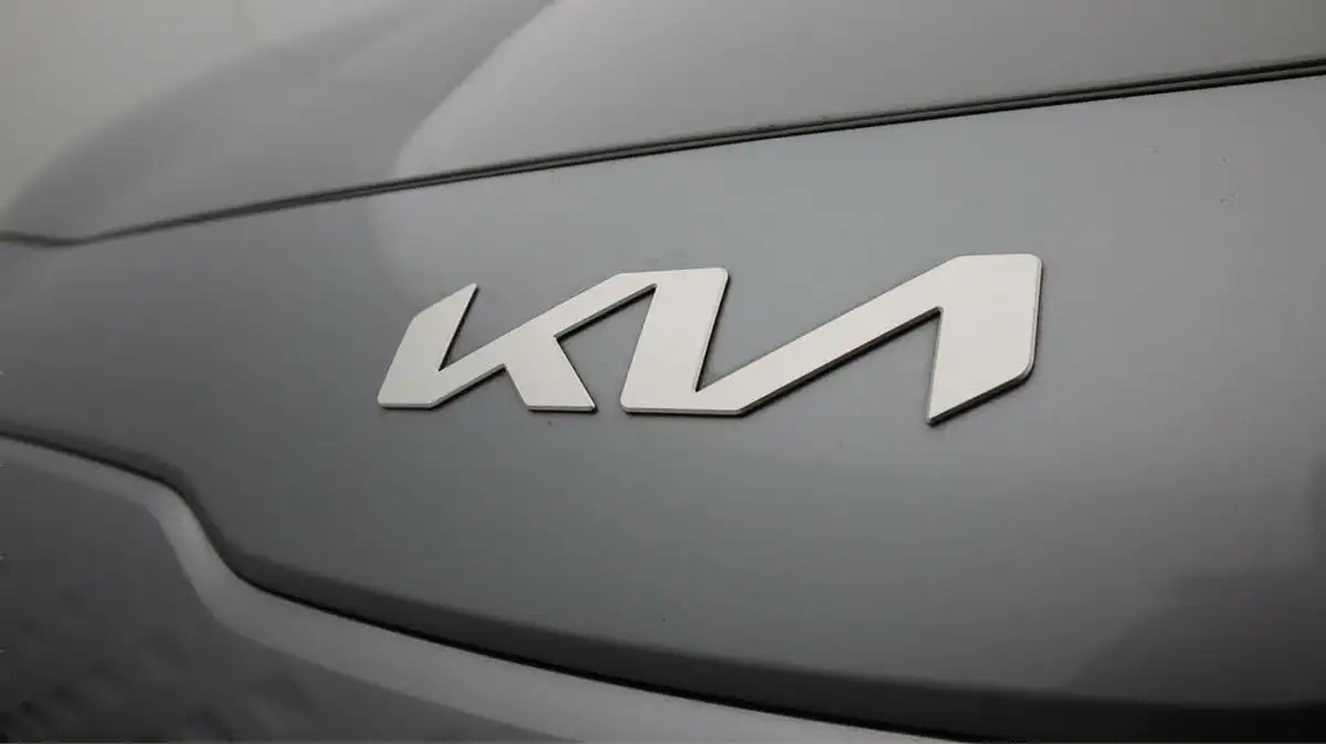 2022-kia-niro-ev-e-2-big-20