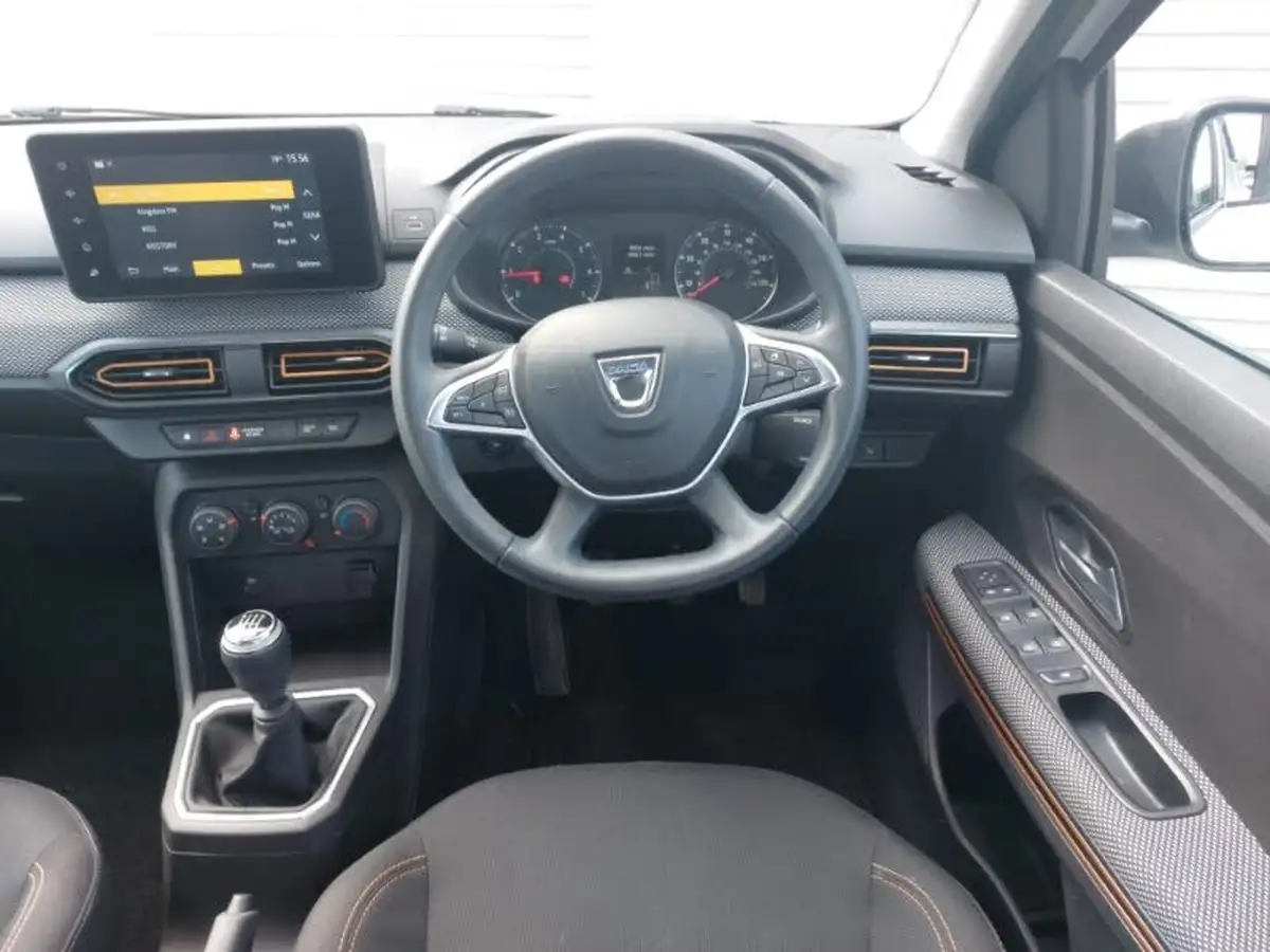 2022-dacia-sandero-stepway-10-tce-comfort-90bhp-big-6