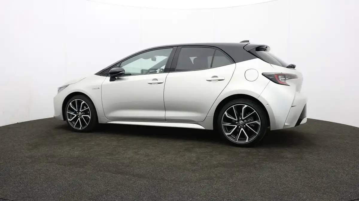 2020-toyota-corolla-18-vvt-i-excel-trk-hatchback-big-71