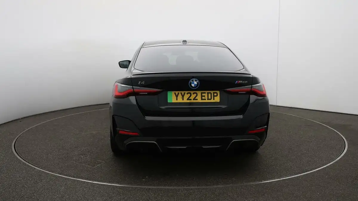 2022-bmw-i4-e-m50-big-63