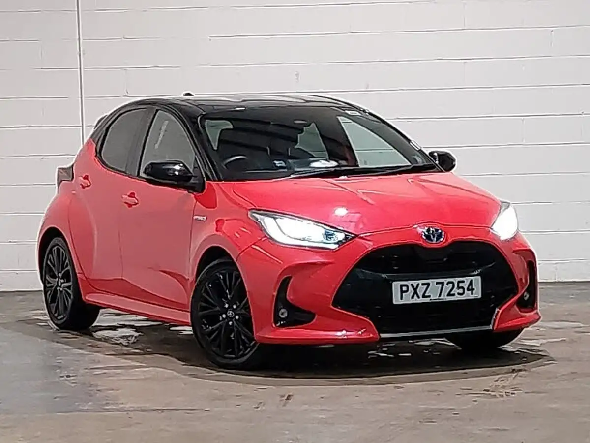 2021-toyota-yaris-15-vvt-i-launch-edition-big-0