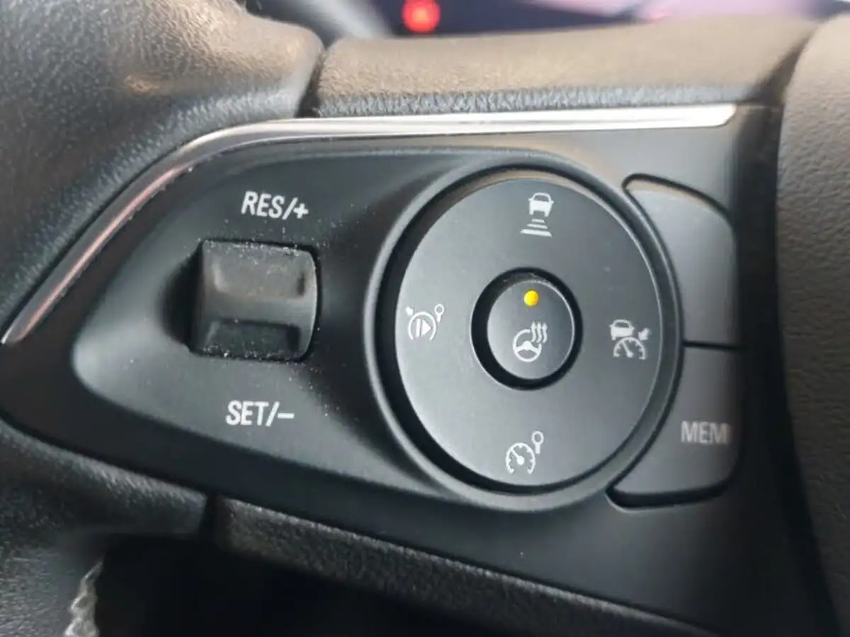 2021-vauxhall-mokka-15-turbo-d-elite-premium-big-18