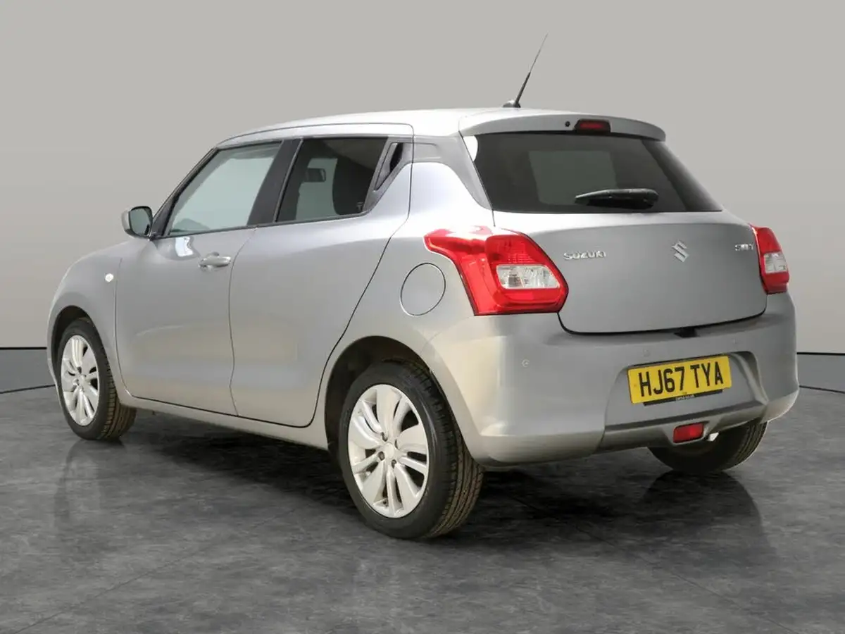 2017-suzuki-swift-10-boosterjet-sz-t-big-14