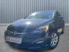 2014-vauxhall-astra-16-design-hatchback-small-2