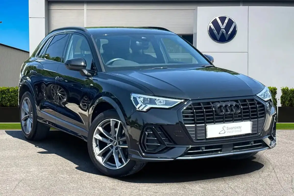 2022-audi-q3-15-35-tfsi-black-edition-cod-station-wagon-big-0