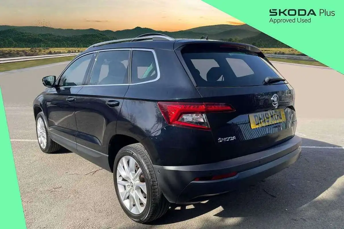 2019-skoda-karoq-10-tsi-se-l-dsg-big-2
