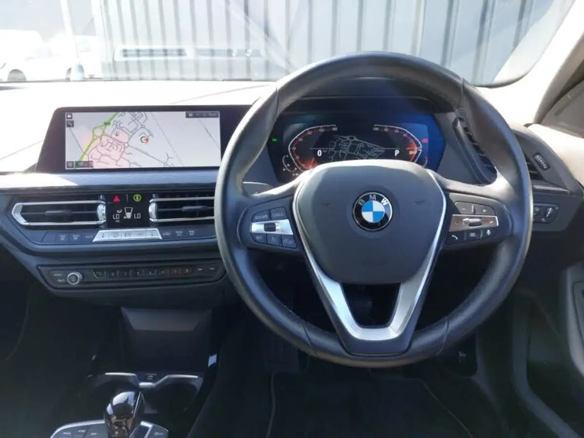 2024-bmw-1-series-15-118i-sport-dct-big-6