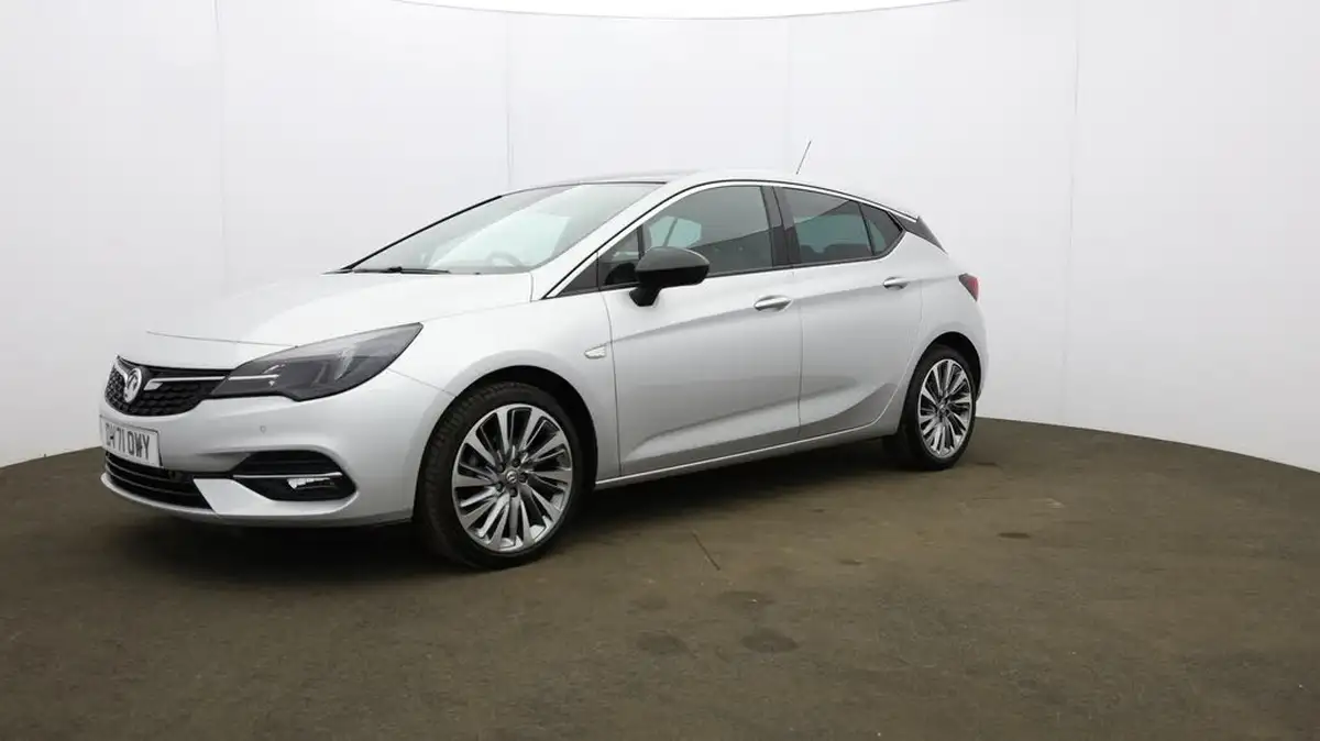 2021-vauxhall-astra-12-turbo-griffin-edition-hatchback-big-36