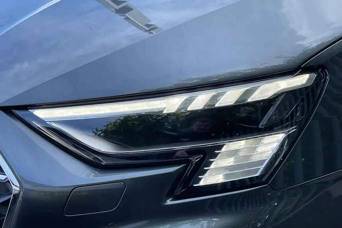 2021-audi-s3-20-tfsi-sportback-5d-big-15