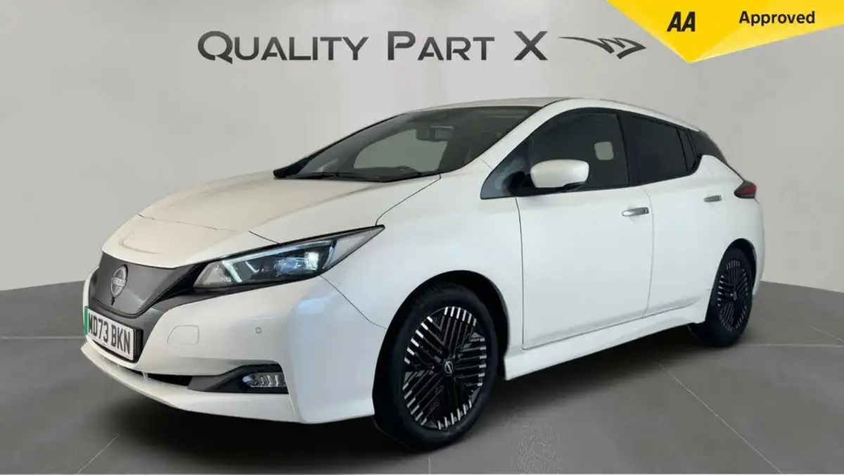 2023-nissan-leaf-e-tekna-39kwh-big-6