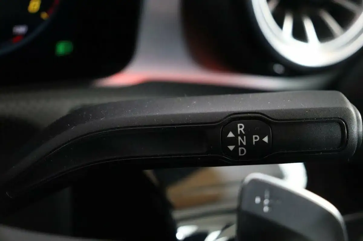 2022-mercedes-benz-cla-20-cla-250-amg-line-premium-plus-coupe-4d-big-30