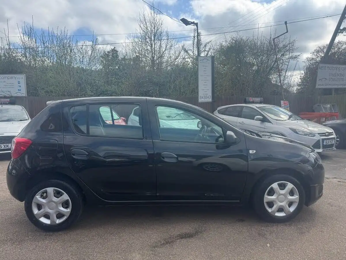 2016-dacia-sandero-12-ambiance-big-6