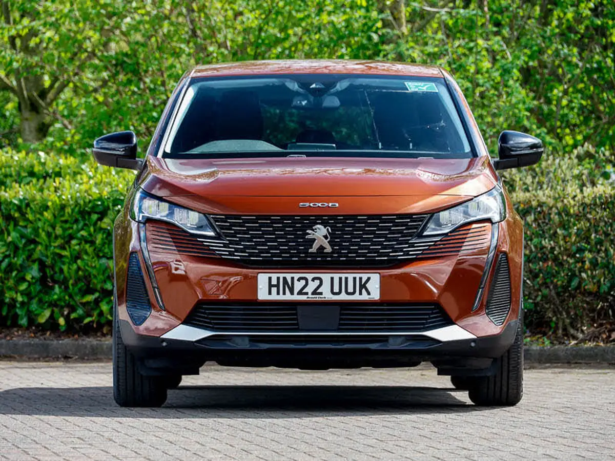 2022-peugeot-5008-suv-15-bluehdi-active-premium-big-19