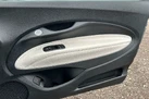2021-fiat-500-e-la-prima-small-11