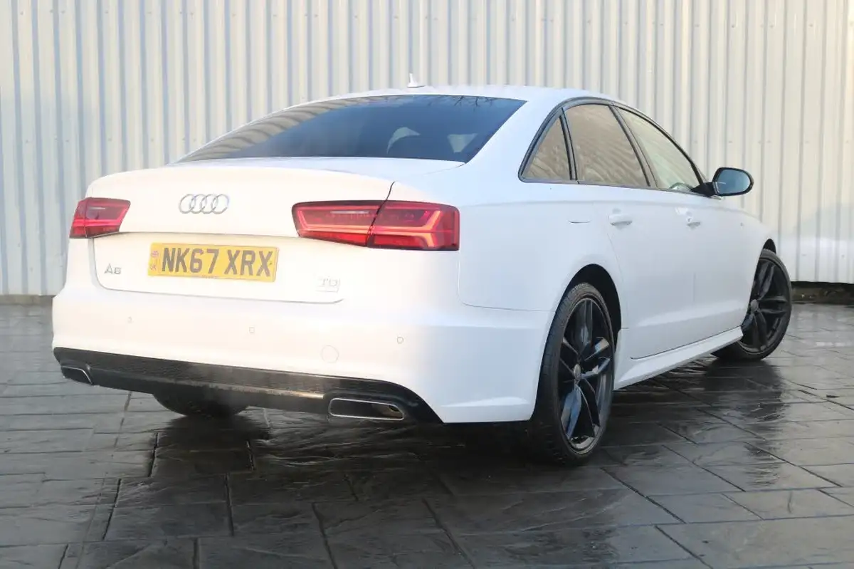 2017-audi-a6-saloon-20tdi-ultra-black-edition-s-tronic-big-3