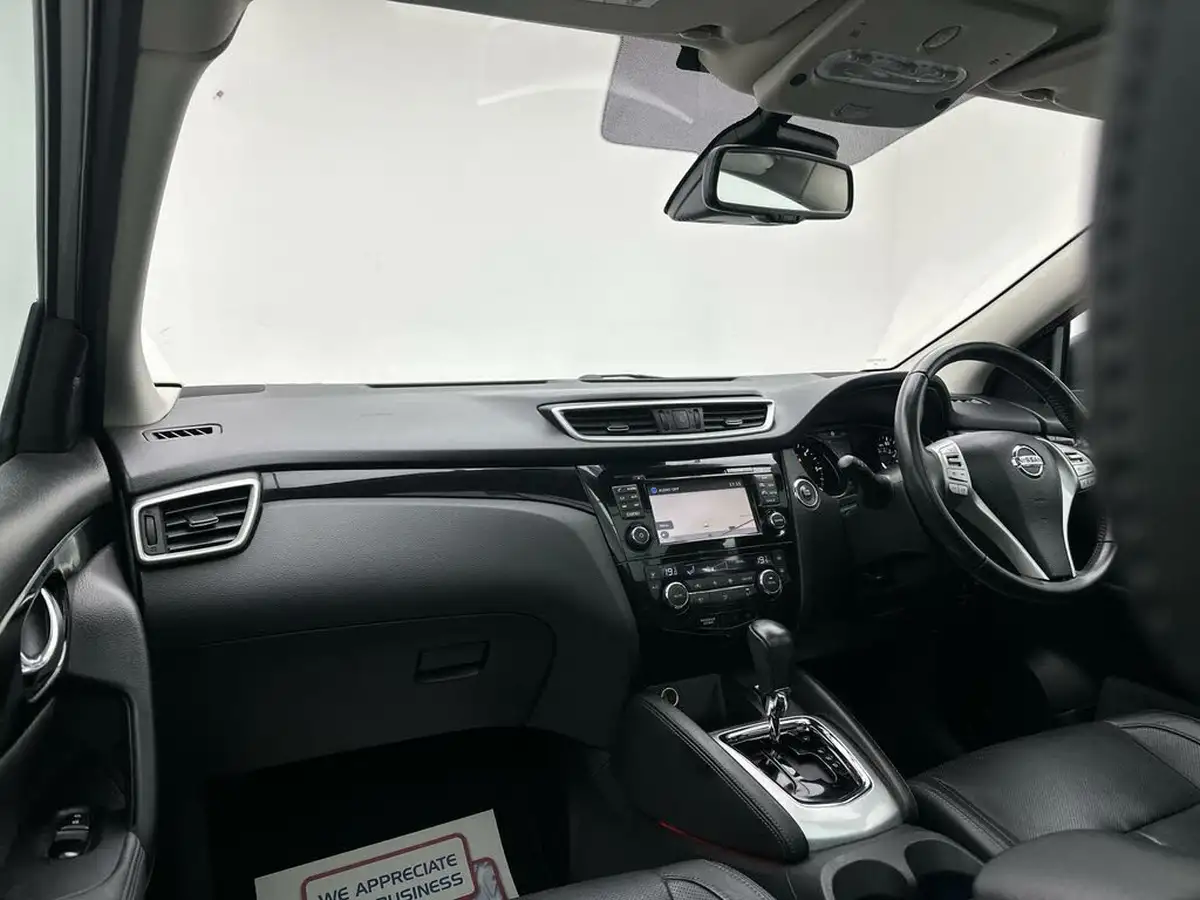 2015-nissan-qashqai-16dci-tekna-xtronic-cvt-big-30