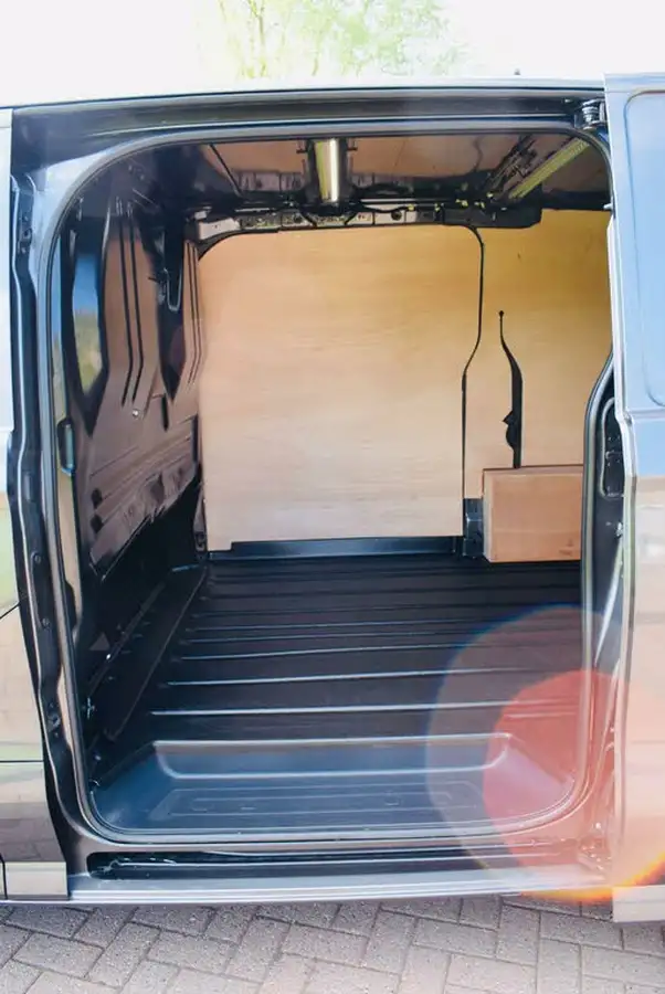 2023-ford-transit-custom-20tdci-320-l1h1-limited-136pseu6e-panel-van-1996cc-auto-big-2