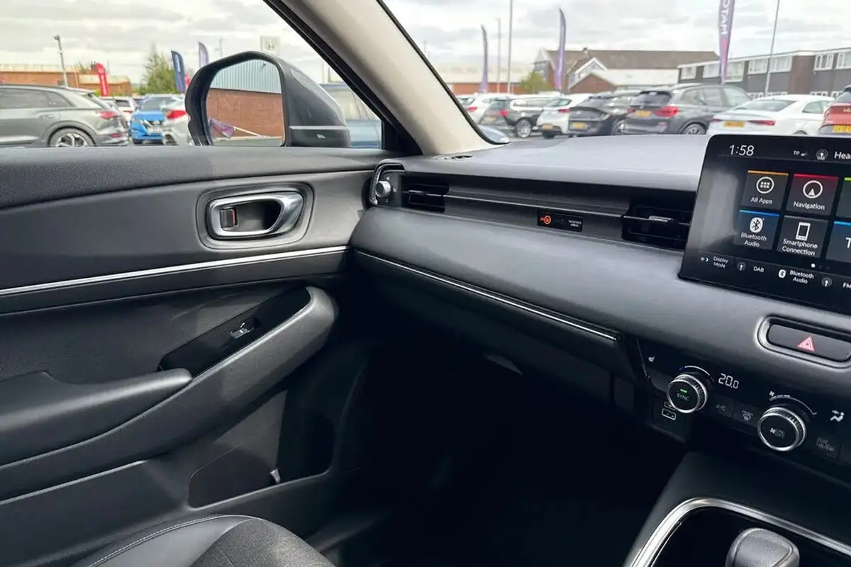 2022-honda-hr-v-15-i-mmd-advance-big-38
