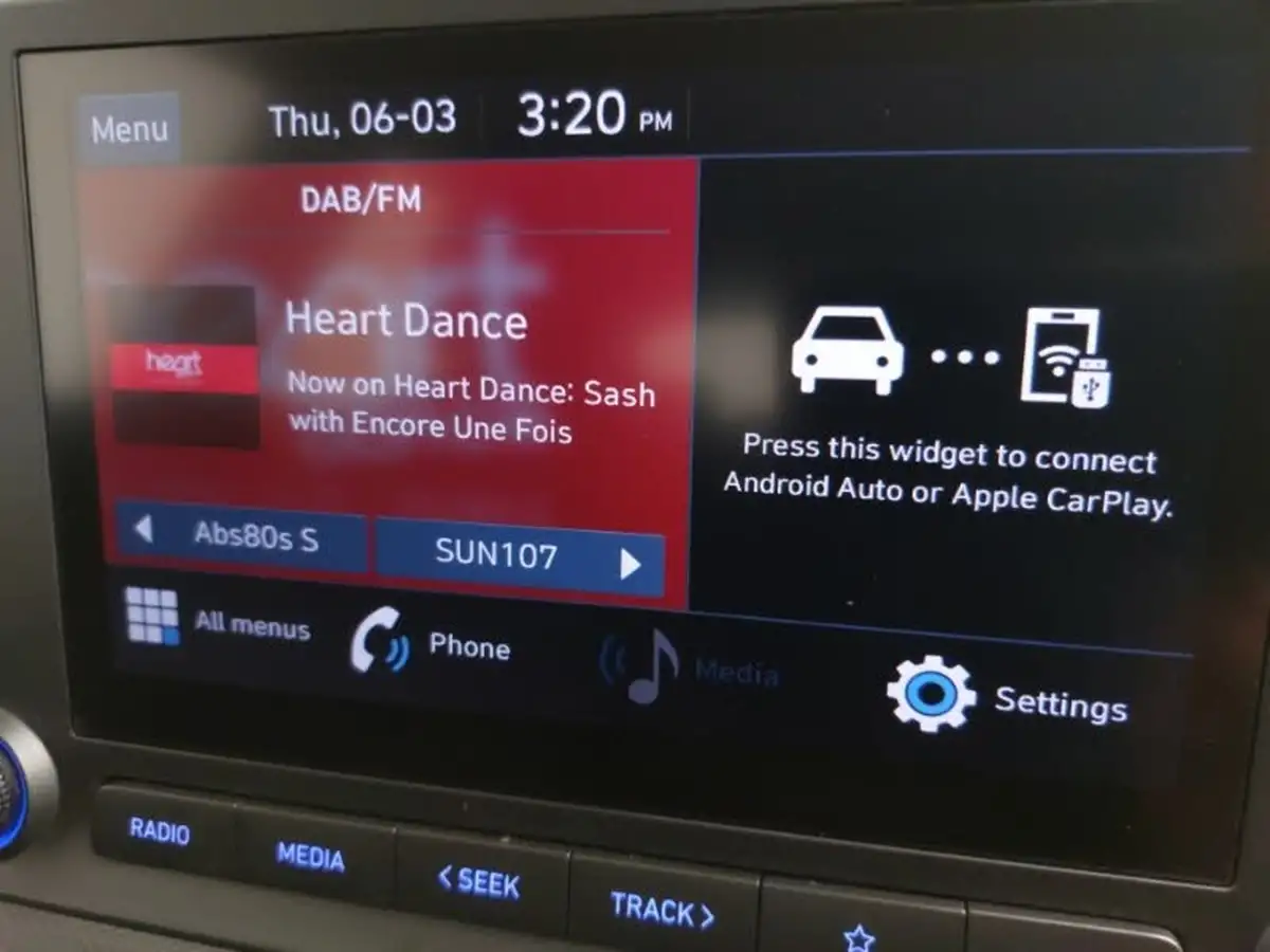2023-hyundai-kona-10-t-gdi-se-connect-big-11