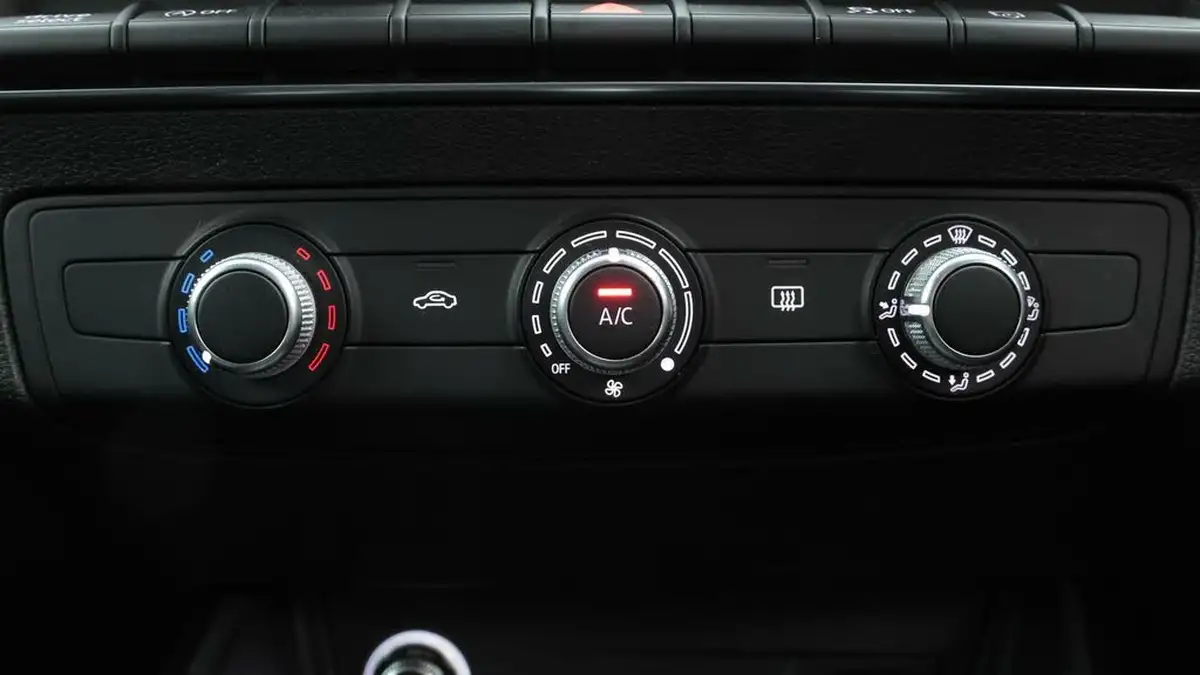 2020-audi-q2-15-35-tfsi-black-edition-1495cc-big-12