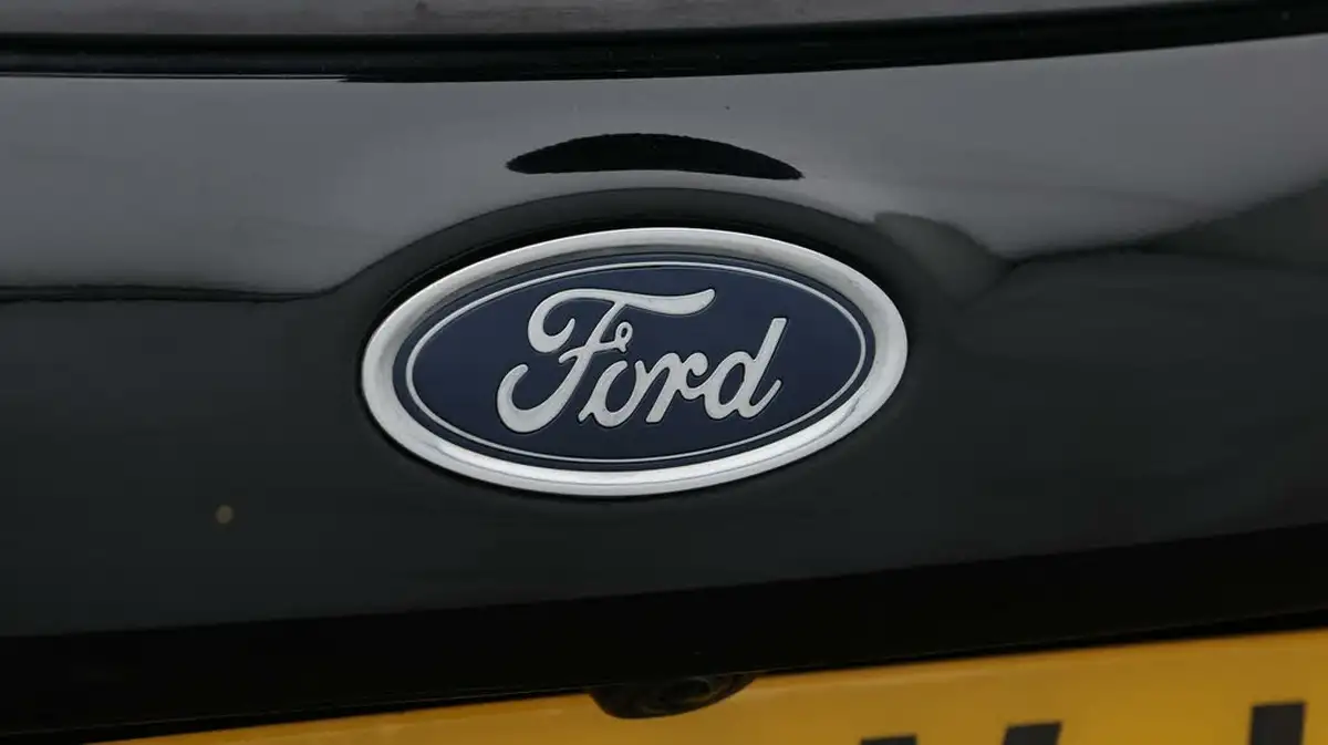 2023-ford-fiesta-10t-st-line-x-100ps-big-20