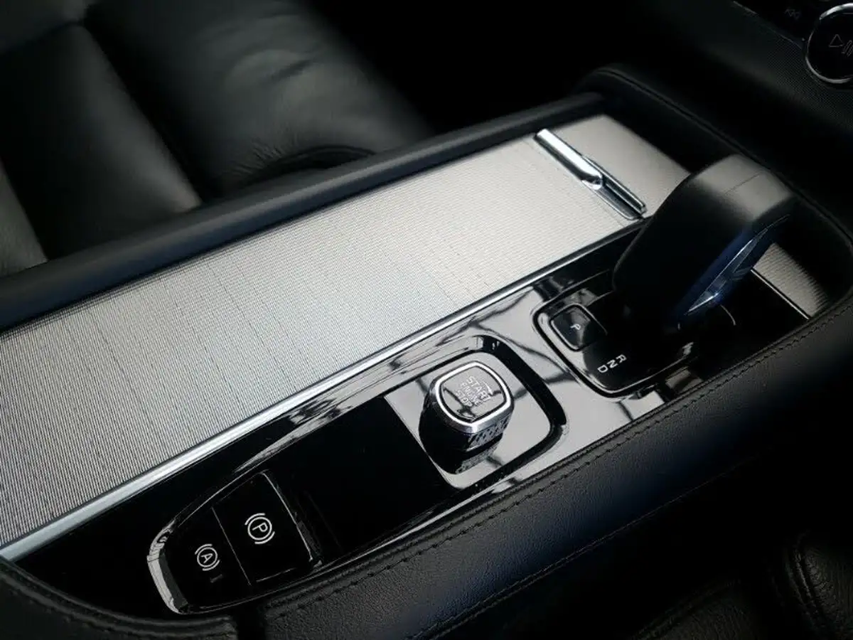 2022-volvo-xc90-20-b5-core-big-15