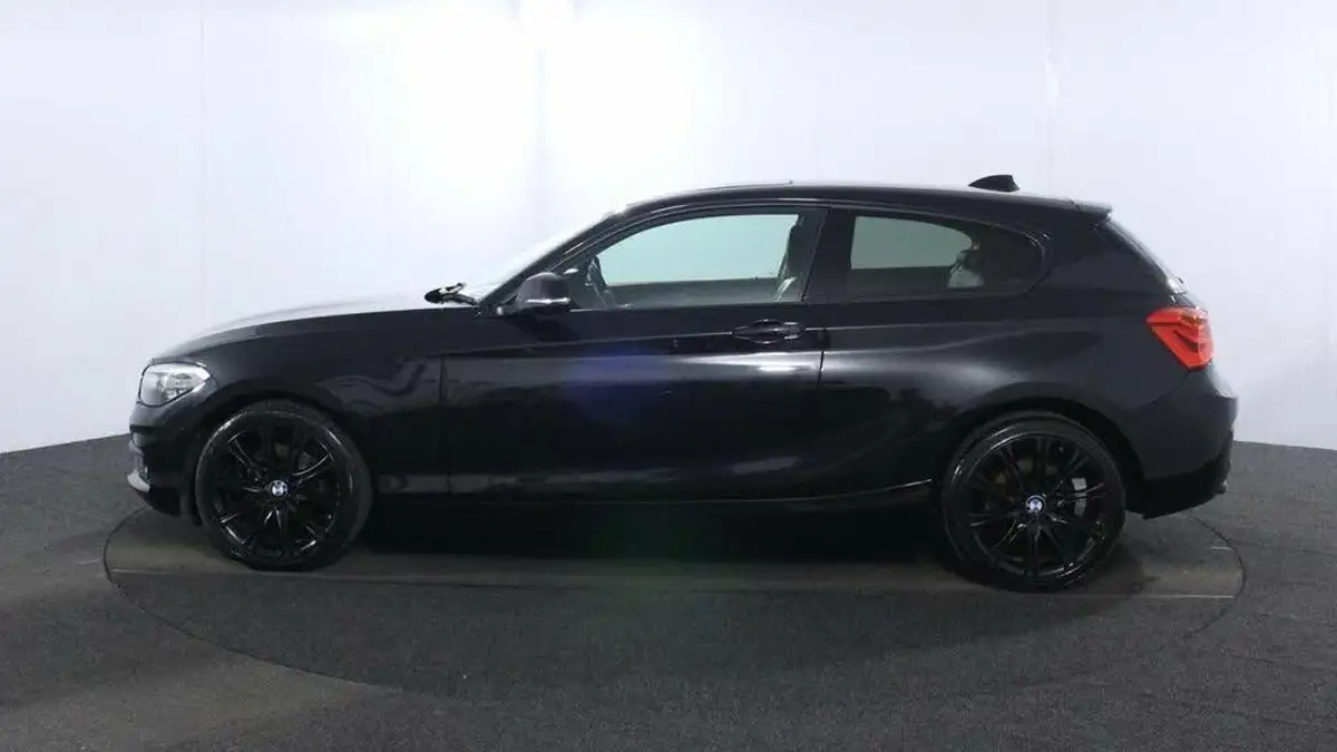 2016-bmw-1-series-15td-116d-se-3d-big-3