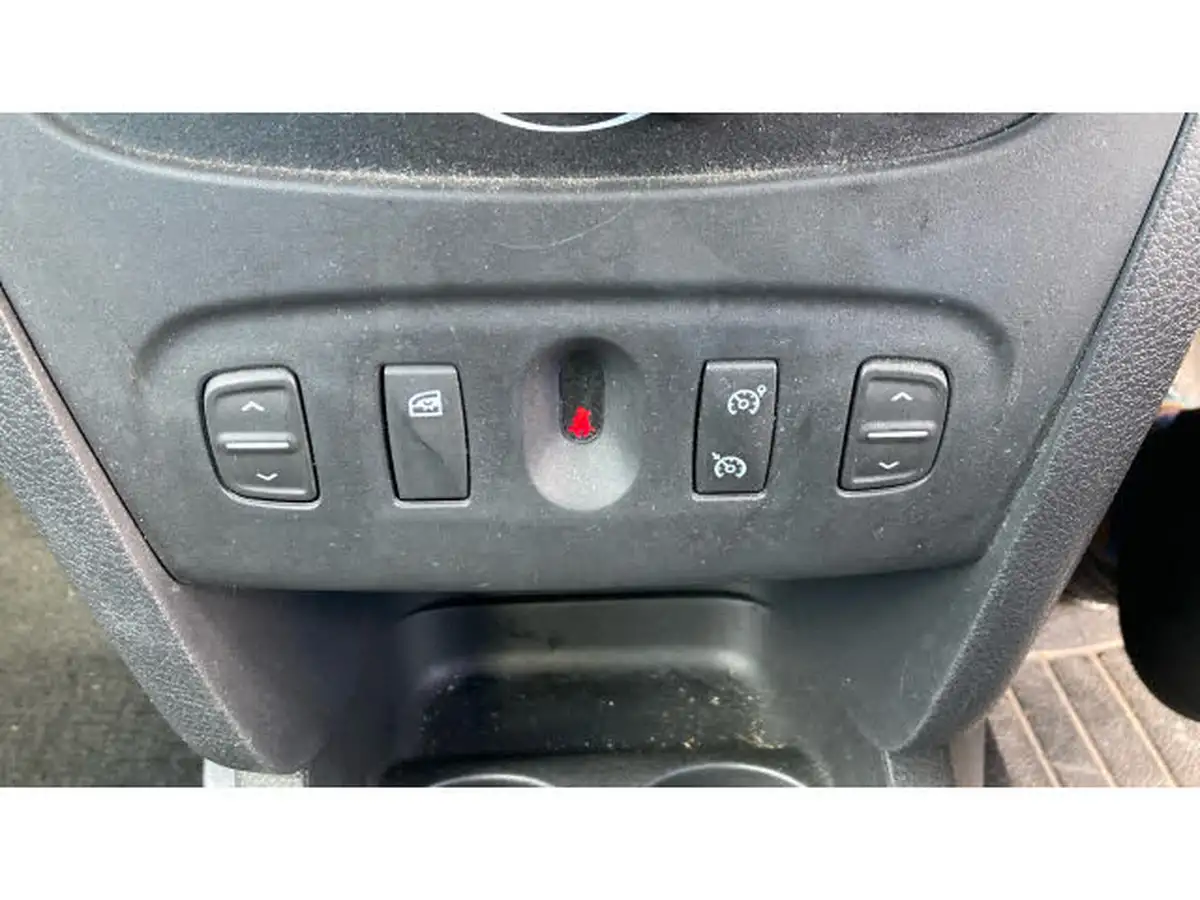 2019-dacia-sandero-stepway-09-tce-comfort-big-21