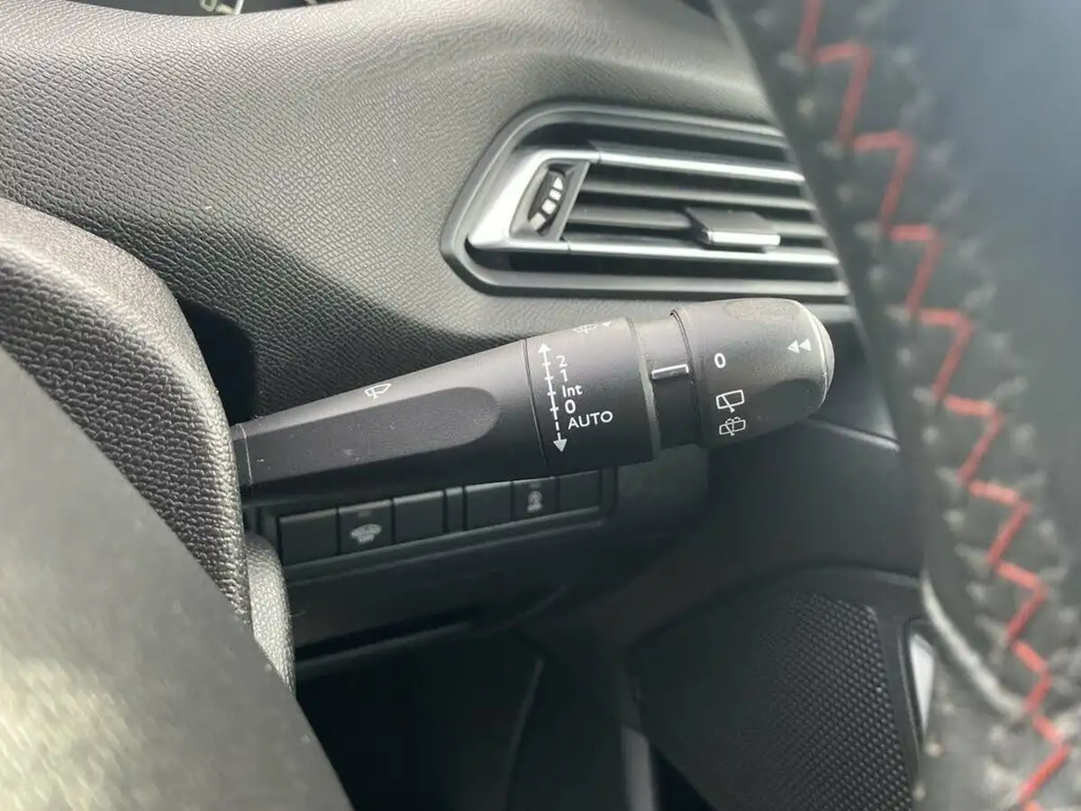 2018-peugeot-308-20-bluehdi-gt-line-big-53