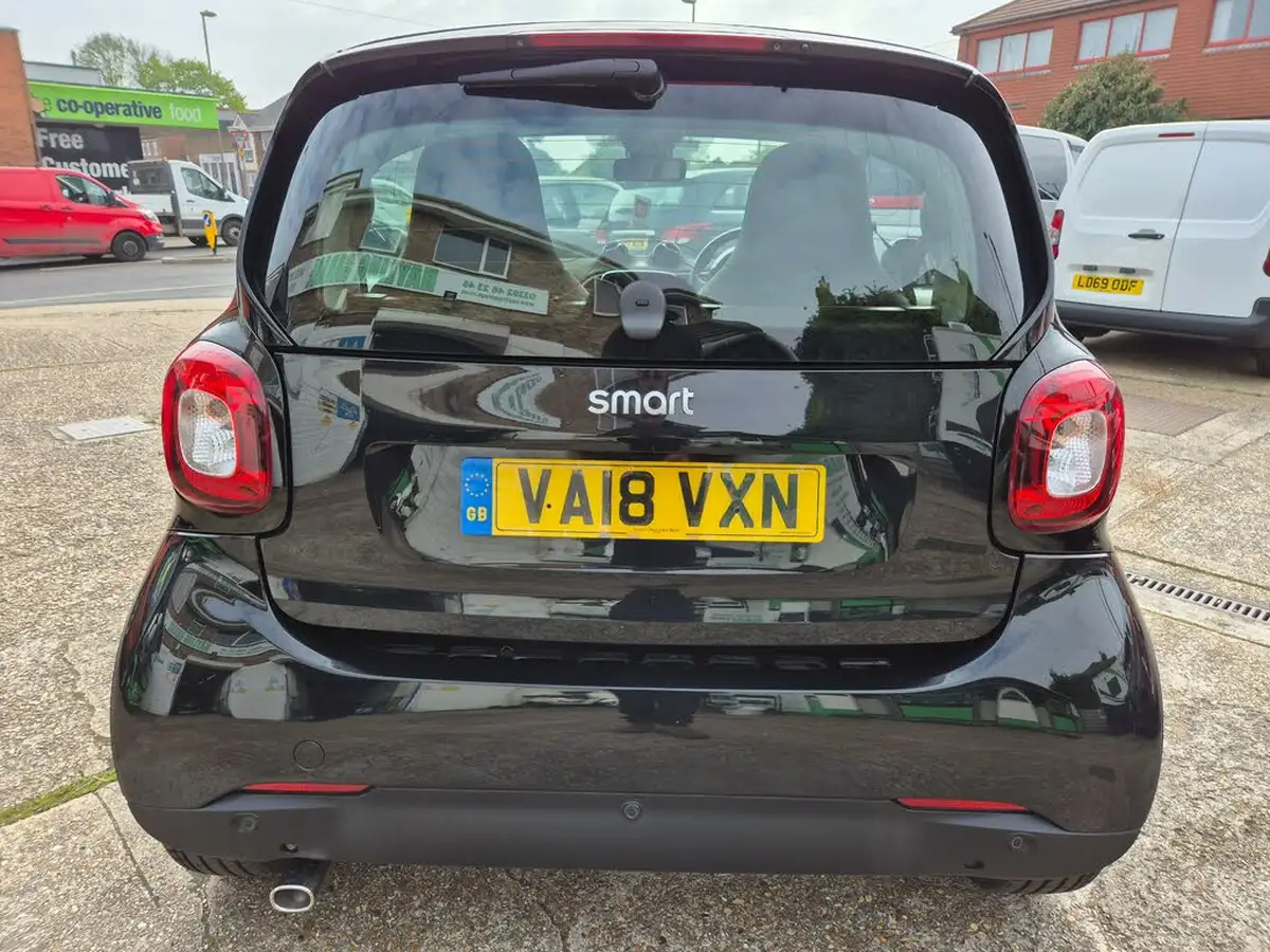 2018-smart-fortwo-09-prime-sport-premium-ss-coupe-twinamic-big-4