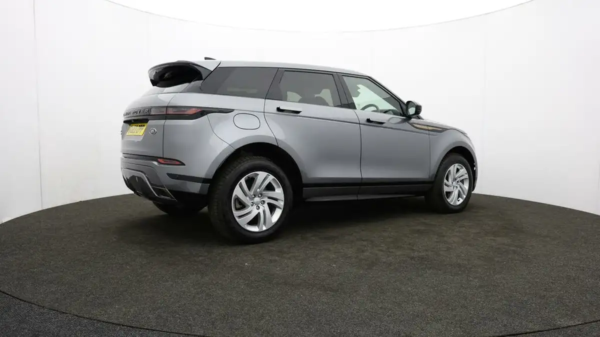 2022-land-rover-range-rover-evoque-15-p300e-r-dynamic-s-big-26