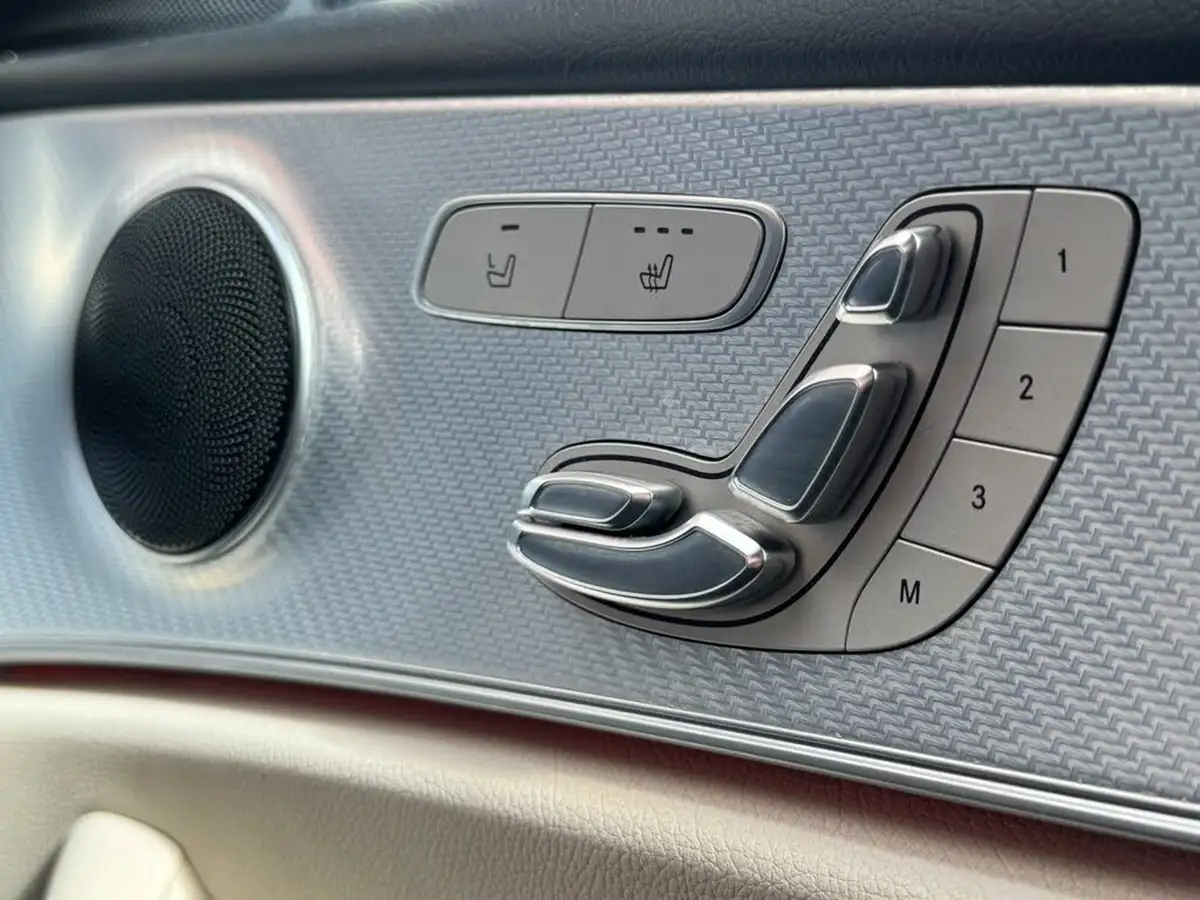 2019-mercedes-benz-e-class-20d-e220d-se-ss-saloon-4d-big-21
