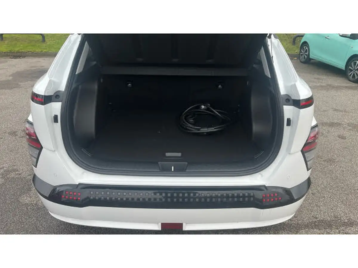 2024-hyundai-kona-e-advance-218ps-65kwh-big-3
