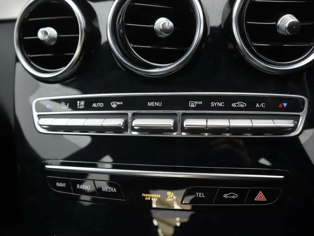 2019-mercedes-benz-c-class-20d-c220d-amg-line-ss-saloon-4d-big-16