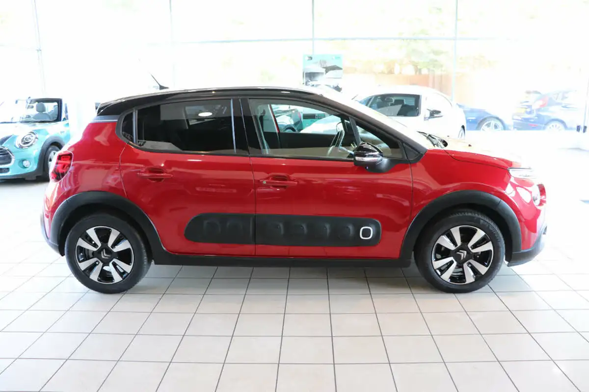 2018-citroen-c3-12-puretech-flair-110ps-ss-eat6-big-8